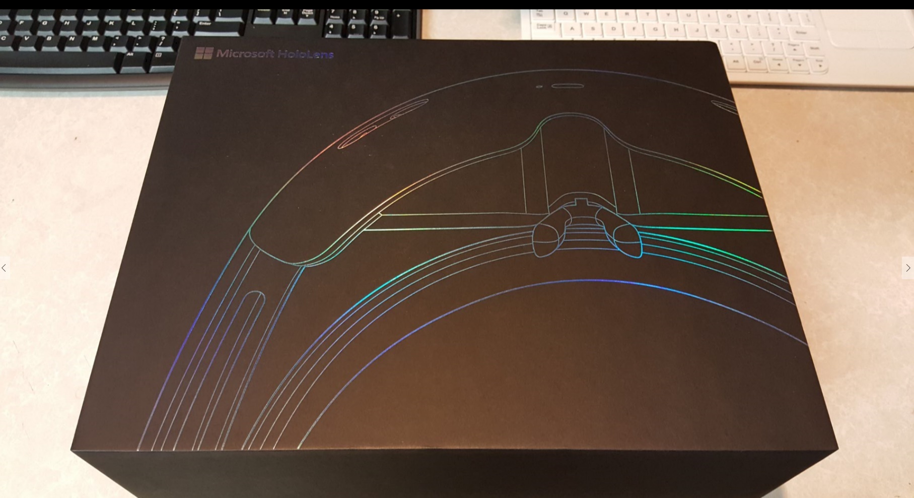 HoloLens packaging